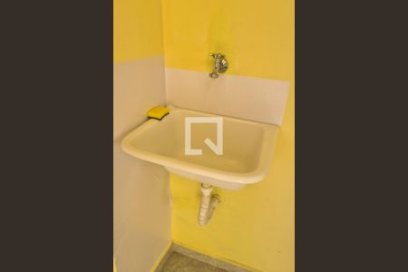 Casa para alugar com 35m², 1 quarto e sem vaga Casa para alugar com 35m², 1 quarto e sem vagaDetalhe Varanda e Área de Serviço