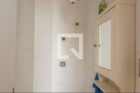 Casa à venda com 185m², 3 quartos e 2 vagasBanheiro de Serviço