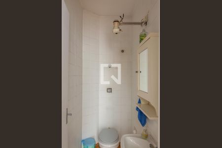 Casa à venda com 185m², 3 quartos e 2 vagasBanheiro de Serviço