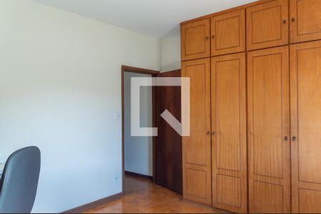 Casa à venda com 185m², 3 quartos e 2 vagasQuarto 2