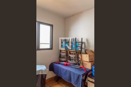 Casa à venda com 185m², 3 quartos e 2 vagasQuarto de Serviço