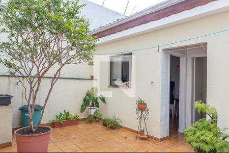 Casa à venda com 185m², 3 quartos e 2 vagasQuintal