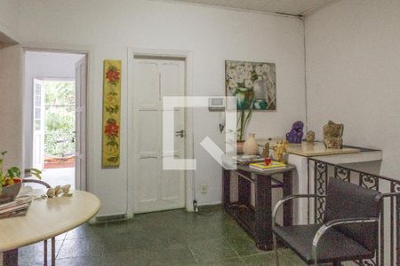 Sala de casa à venda com 4 quartos, 160m² em Perdizes, São Paulo