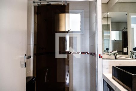 Apartamento para alugar com 260m², 3 quartos e 3 vagas Apartamento para alugar com 260m², 3 quartos e 3 vagasBanheiro Corredor