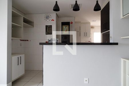 Apartamento para alugar com 260m², 3 quartos e 3 vagas Apartamento para alugar com 260m², 3 quartos e 3 vagasCozinha