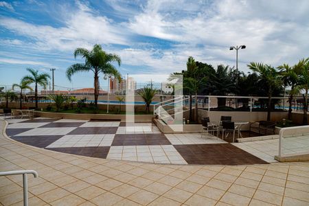 Apartamento para alugar com 260m², 3 quartos e 3 vagas Apartamento para alugar com 260m², 3 quartos e 3 vagasÁrea comum - Piscina