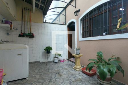 Casa à venda com 225m², 3 quartos e 6 vagasÁrea de Serviço