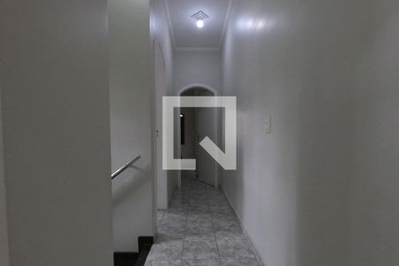 Casa à venda com 225m², 3 quartos e 6 vagasCorredor