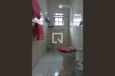 Casa à venda com 225m², 3 quartos e 6 vagasBanheiro Suíte