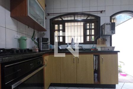 Casa à venda com 225m², 3 quartos e 6 vagasCozinha