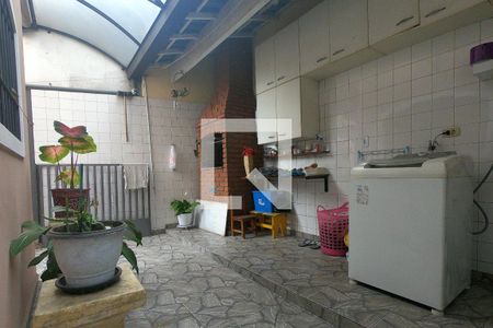 Casa à venda com 225m², 3 quartos e 6 vagasÁrea de Serviço