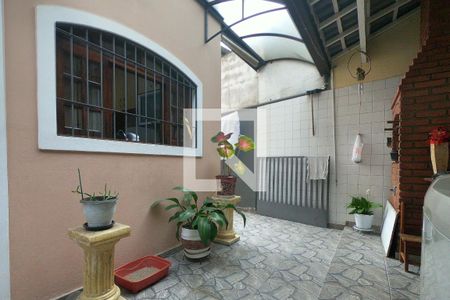 Casa à venda com 225m², 3 quartos e 6 vagasÁrea de Serviço