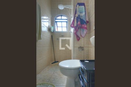 Casa à venda com 225m², 3 quartos e 6 vagasBanheiro