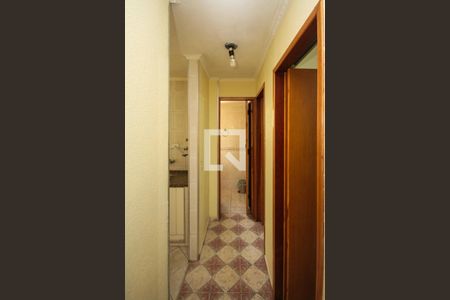 Corredor de apartamento para alugar com 2 quartos, 50m² em Cidade Satélite Santa Bárbara, São Paulo