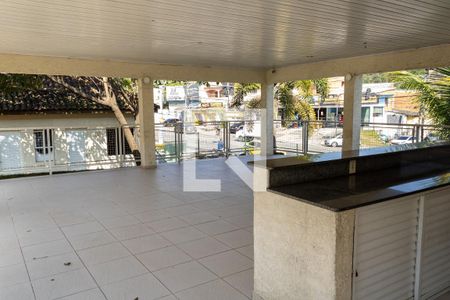 Apartamento para alugar com 65m², 3 quartos e 1 vagaÁrea comum - Salão de festas