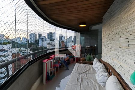 Varanda de apartamento à venda com 4 quartos, 160m² em Jardim Ampliação, São Paulo