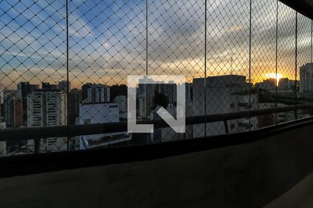 Apartamento para alugar com 160m², 4 quartos e 2 vagasVista dos Quartos