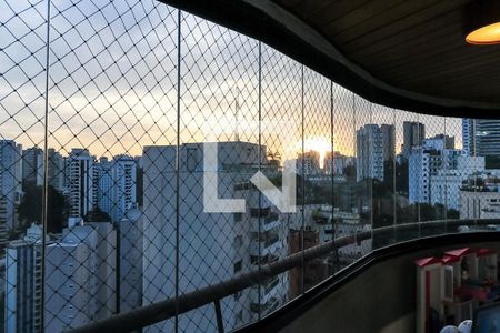 Apartamento para alugar com 160m², 4 quartos e 2 vagasVista dos Quartos