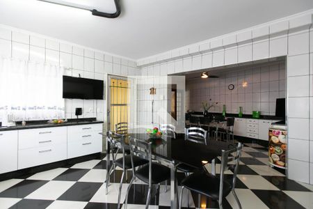 Casa à venda com 128m², 3 quartos e 3 vagas Casa à venda com 128m², 3 quartos e 3 vagasCozinha