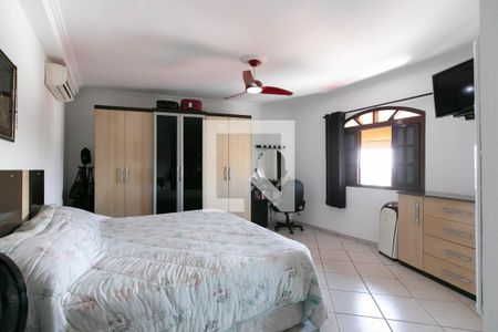 Casa à venda com 128m², 3 quartos e 3 vagas Casa à venda com 128m², 3 quartos e 3 vagasSuite 1