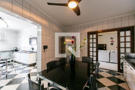 Casa à venda com 128m², 3 quartos e 3 vagas Casa à venda com 128m², 3 quartos e 3 vagasCopa