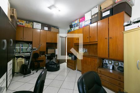 Casa à venda com 128m², 3 quartos e 3 vagas Casa à venda com 128m², 3 quartos e 3 vagasQuarto