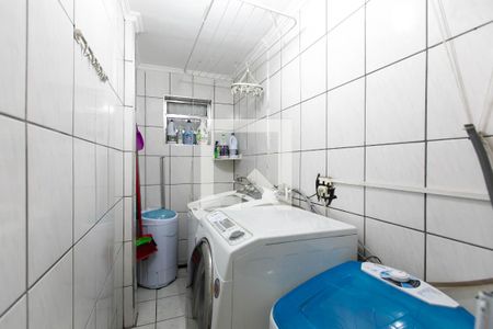 Casa à venda com 128m², 3 quartos e 3 vagas Casa à venda com 128m², 3 quartos e 3 vagasÁrea de Serviço