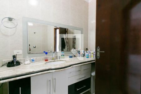 Casa à venda com 128m², 3 quartos e 3 vagas Casa à venda com 128m², 3 quartos e 3 vagasBanheiro-Suite 1