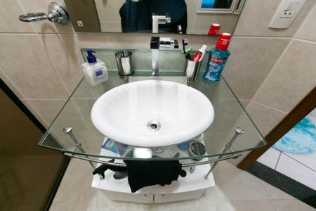 Casa à venda com 128m², 3 quartos e 3 vagas Casa à venda com 128m², 3 quartos e 3 vagasDetalhe banheiro