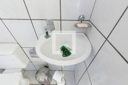 Casa à venda com 128m², 3 quartos e 3 vagas Casa à venda com 128m², 3 quartos e 3 vagasBanheiro