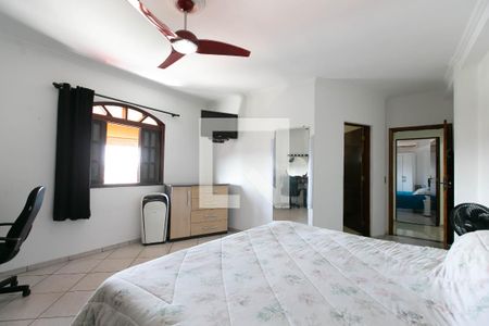 Casa à venda com 128m², 3 quartos e 3 vagas Casa à venda com 128m², 3 quartos e 3 vagasSuite 1