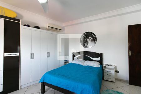 Casa à venda com 128m², 3 quartos e 3 vagas Casa à venda com 128m², 3 quartos e 3 vagasSuite 2