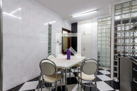 Apartamento à venda com 137m², 3 quartos e 2 vagas Apartamento à venda com 137m², 3 quartos e 2 vagasCozinha