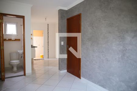 Sala de casa de condomínio à venda com 2 quartos, 90m² em Vila Floresta, Santo André
