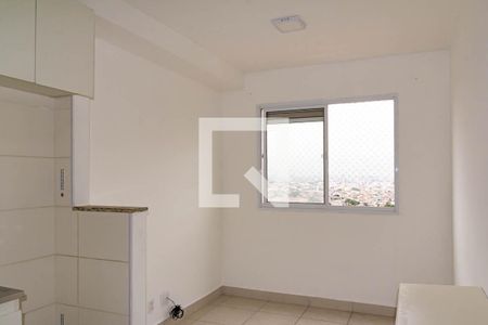 Sala/Cozinha de apartamento para alugar com 1 quarto, 27m² em Jardim Planalto, São Paulo