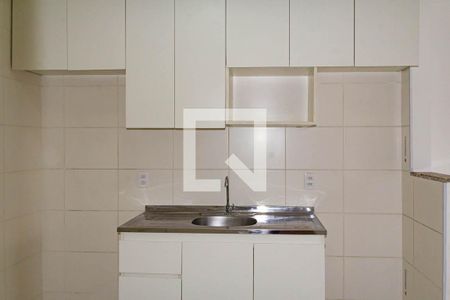 Sala/Cozinha de apartamento para alugar com 1 quarto, 27m² em Jardim Planalto, São Paulo