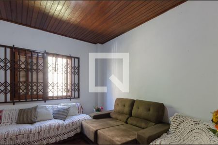 Quarto 1 de casa à venda com 4 quartos, 200m² em Cavalhada, Porto Alegre