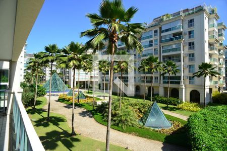 Varanda de apartamento para alugar com 2 quartos, 105m² em Barra da Tijuca, Rio de Janeiro