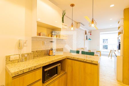 Studio para alugar com 35m², 1 quarto e sem vaga Studio para alugar com 35m², 1 quarto e sem vagaCozinha