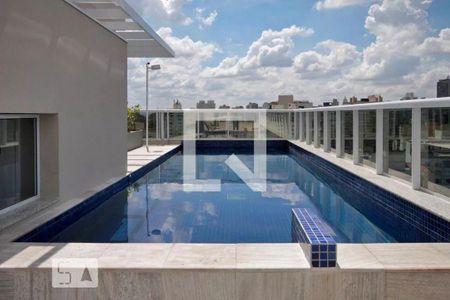 Studio para alugar com 35m², 1 quarto e sem vaga Studio para alugar com 35m², 1 quarto e sem vagaÁrea comum - Piscina