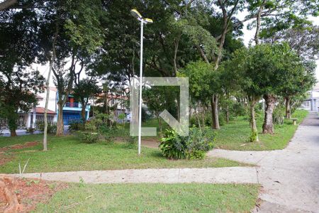 Casa à venda com 180m², 4 quartos e 2 vagas Casa à venda com 180m², 4 quartos e 2 vagasPraça da Frente do Imóvel