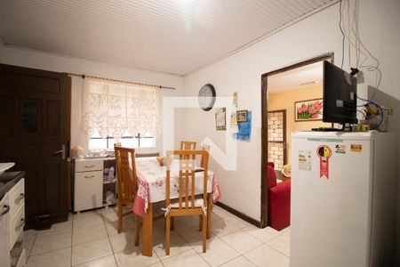 Casa à venda com 84m², 2 quartos e 1 vaga Casa à venda com 84m², 2 quartos e 1 vagaCozinha