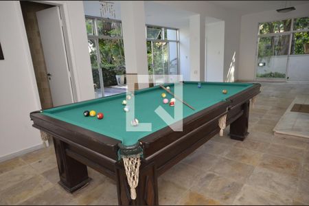 Casa à venda com 550m², 5 quartos e 2 vagasSalão de jogos