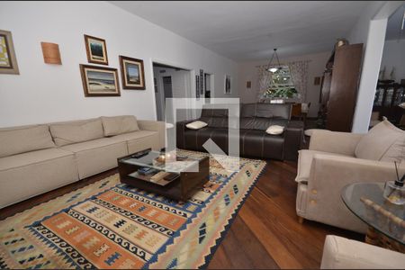 Sala 1 de casa à venda com 5 quartos, 550m² em Laranjeiras, Rio de Janeiro