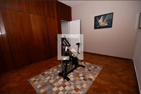 Casa à venda com 550m², 5 quartos e 2 vagasQuarto 3