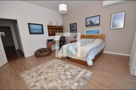 Casa à venda com 550m², 5 quartos e 2 vagasQuarto 2