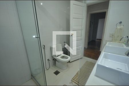 Casa à venda com 550m², 5 quartos e 2 vagasBanheiro Social