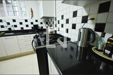 Casa à venda com 550m², 5 quartos e 2 vagasCozinha