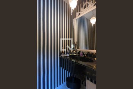 Casa à venda com 501m², 3 quartos e 4 vagas Casa à venda com 501m², 3 quartos e 4 vagasLavabo