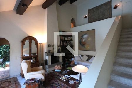 Casa à venda com 501m², 3 quartos e 4 vagas Casa à venda com 501m², 3 quartos e 4 vagasSala Íntima